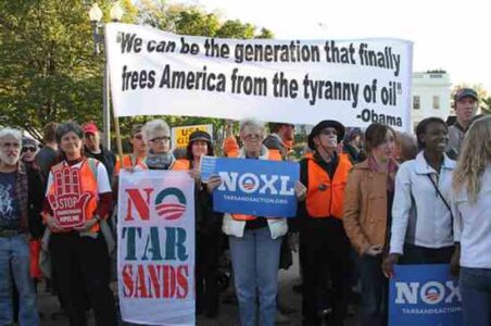 54 Activists Arrested After Shutting Down Keystone XL Contractor’s Office in D.C. Image